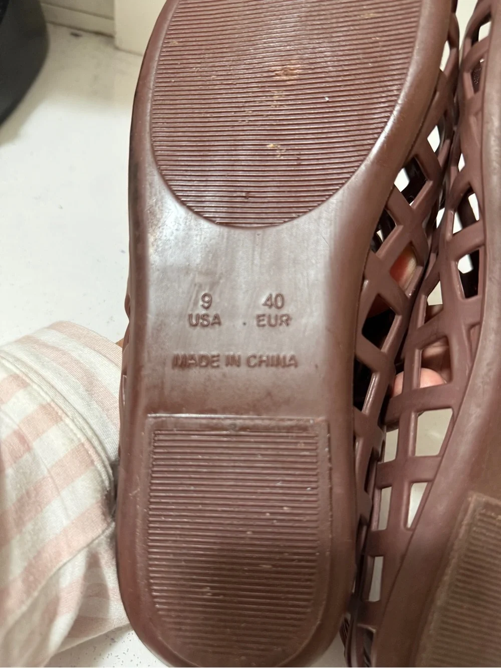 jeffreycampbell Women's Brown Lattice Slip-On Flats_9
